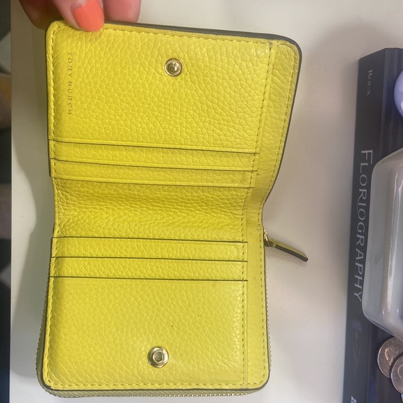 Tory Burch Yellow Wallet - Picture 10 of 11